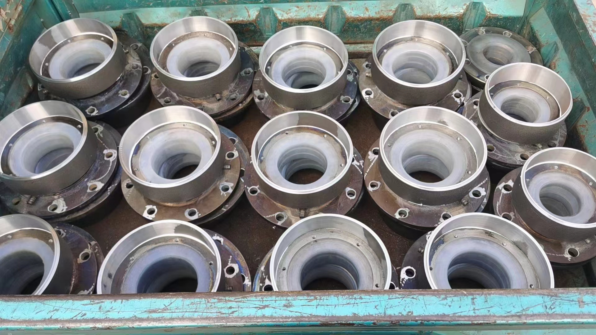 化工襯里設(shè)備